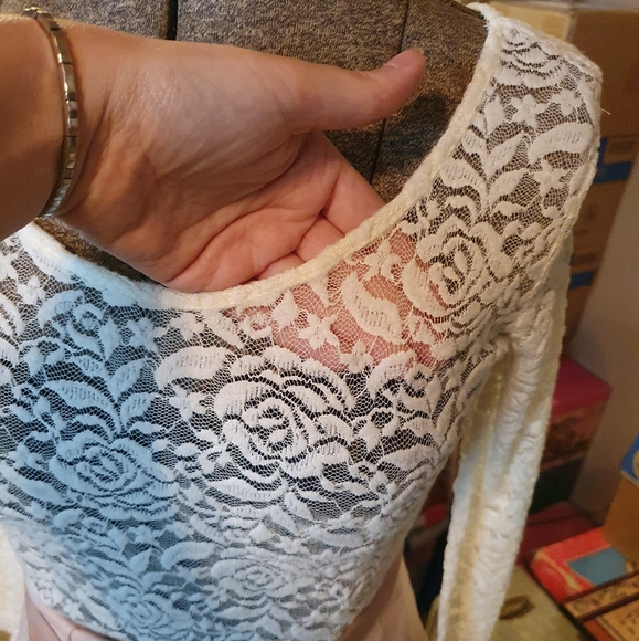 Lace sheer blouse - Picture 3 of 4